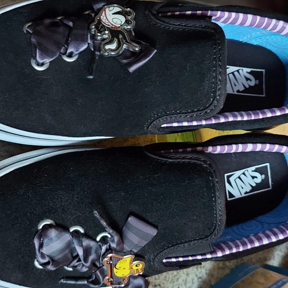 VANS Nightmare Before Christmas Women's 7.5 - Picture 5 of 5